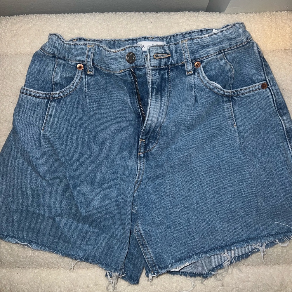 High waisted jean shorts